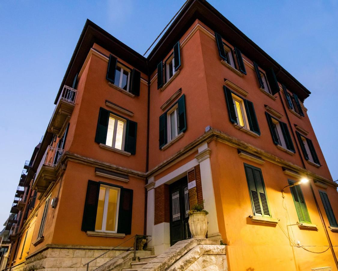 Essential Rooms Campobasso Esterno foto